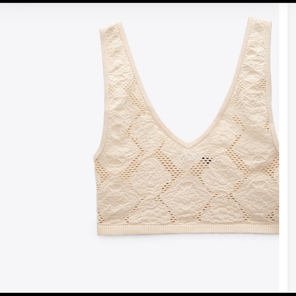 SEAMLESS CROP TOP - Picture 2 of 4